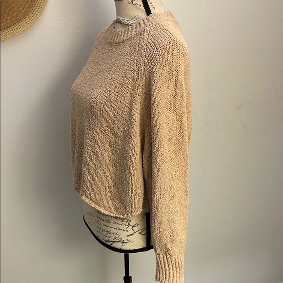 ZARA KNIT | Cozy Blush Beige Knit Scalloped Hem Sweater Size Small - Picture 3 of 7